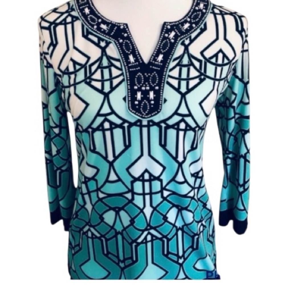Petite Geometric print Top